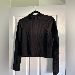 Lululemon Restless Cropped Half Zip